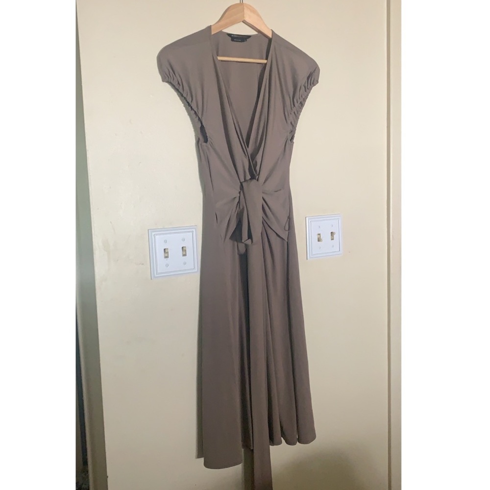 🍪 BCBG Maxazria 🍪 Medium 🍫